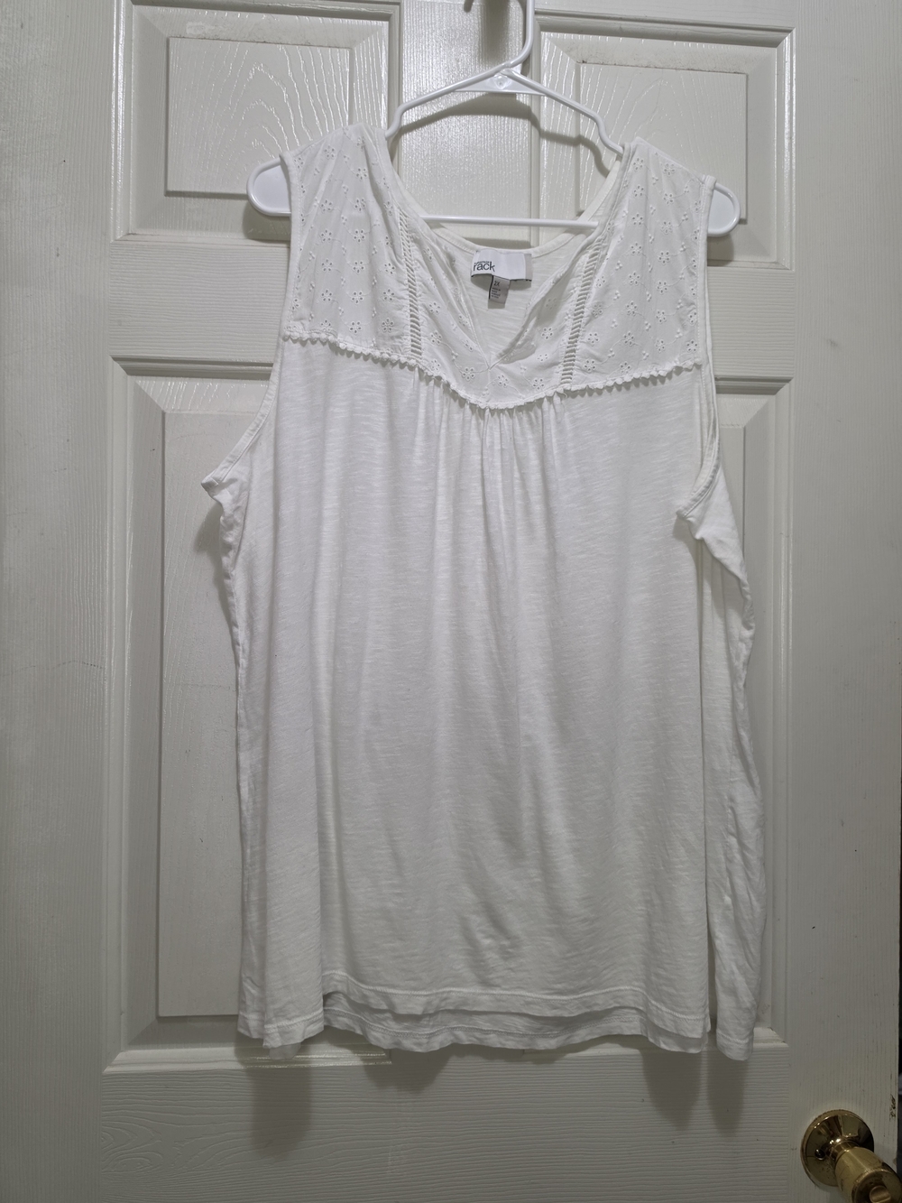 Nordstrom Rack White Eyelet Yoke Sleeveless Tank Top